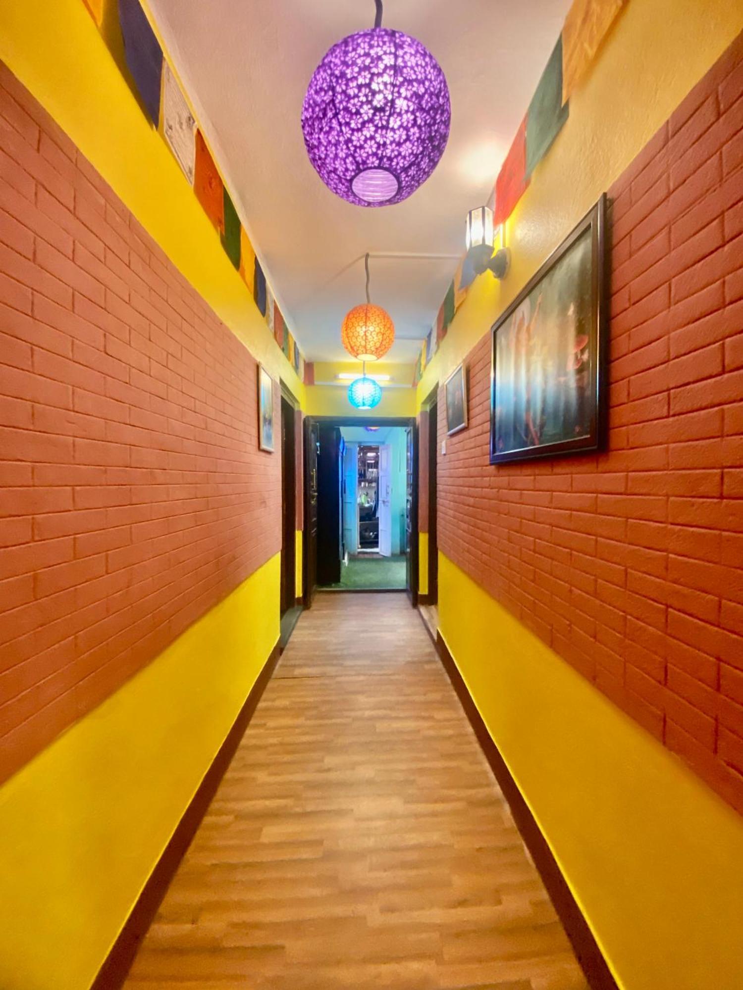 Yog Hostel Kathmandu Esterno foto